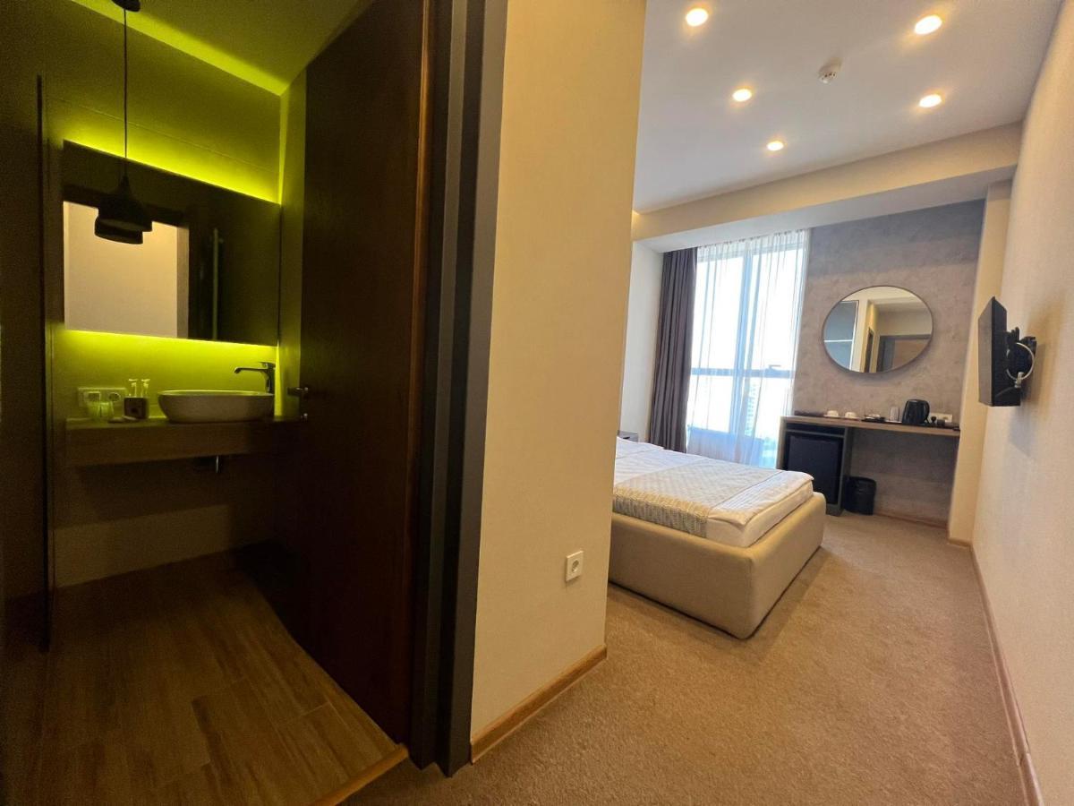 Hotel Sky Station تبليسي المظهر الخارجي الصورة