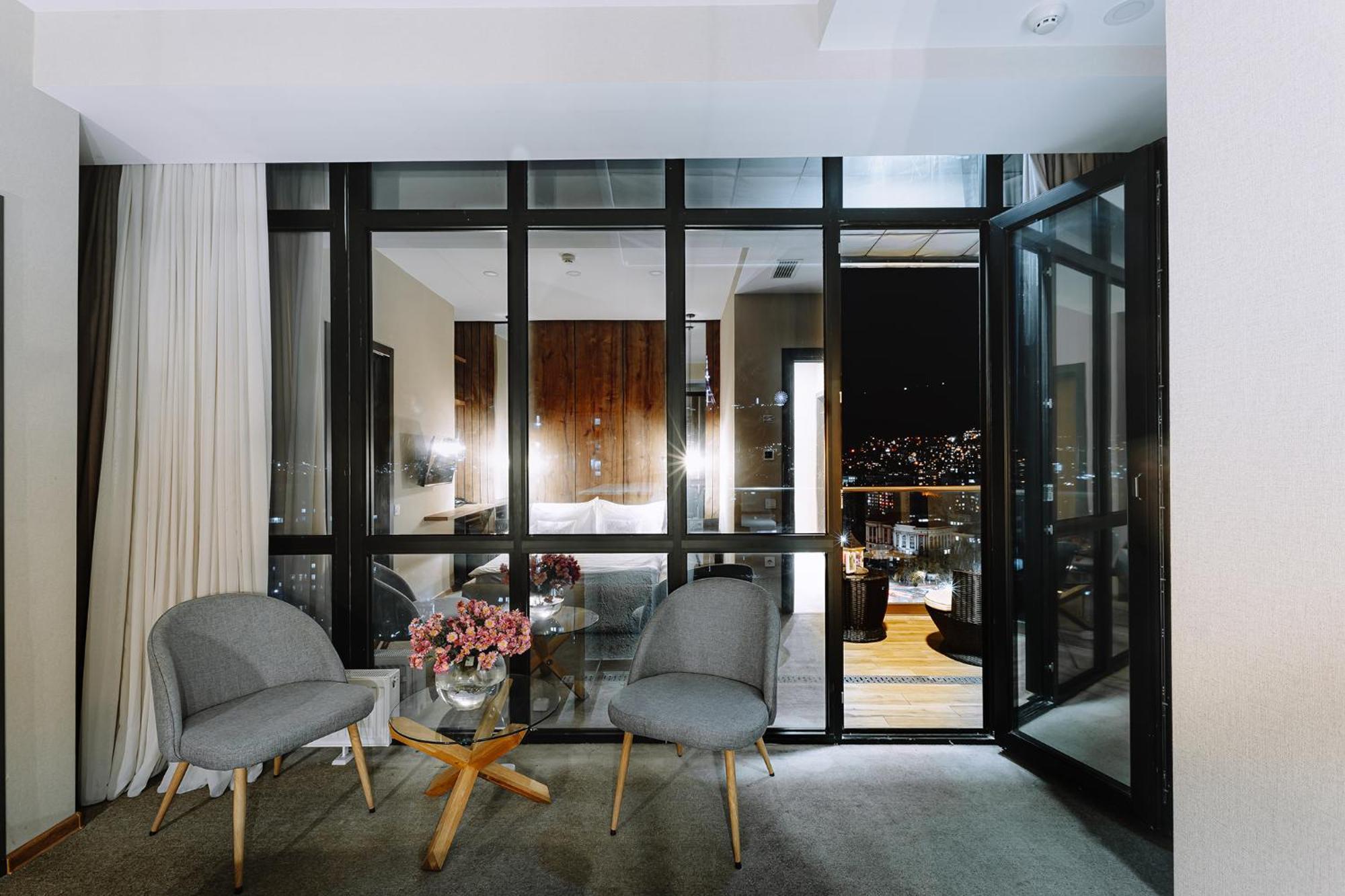 Hotel Sky Station تبليسي المظهر الخارجي الصورة