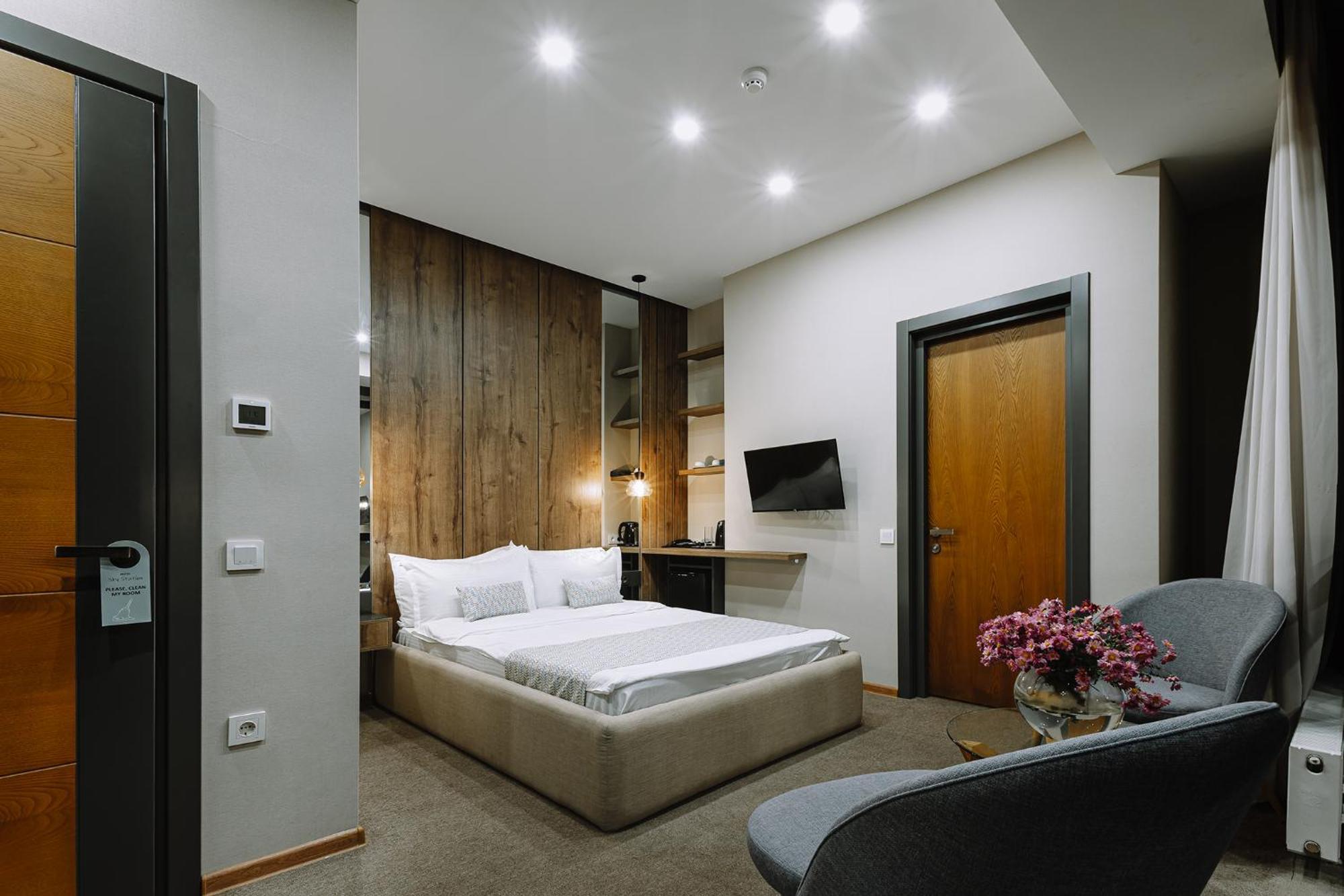 Hotel Sky Station تبليسي المظهر الخارجي الصورة