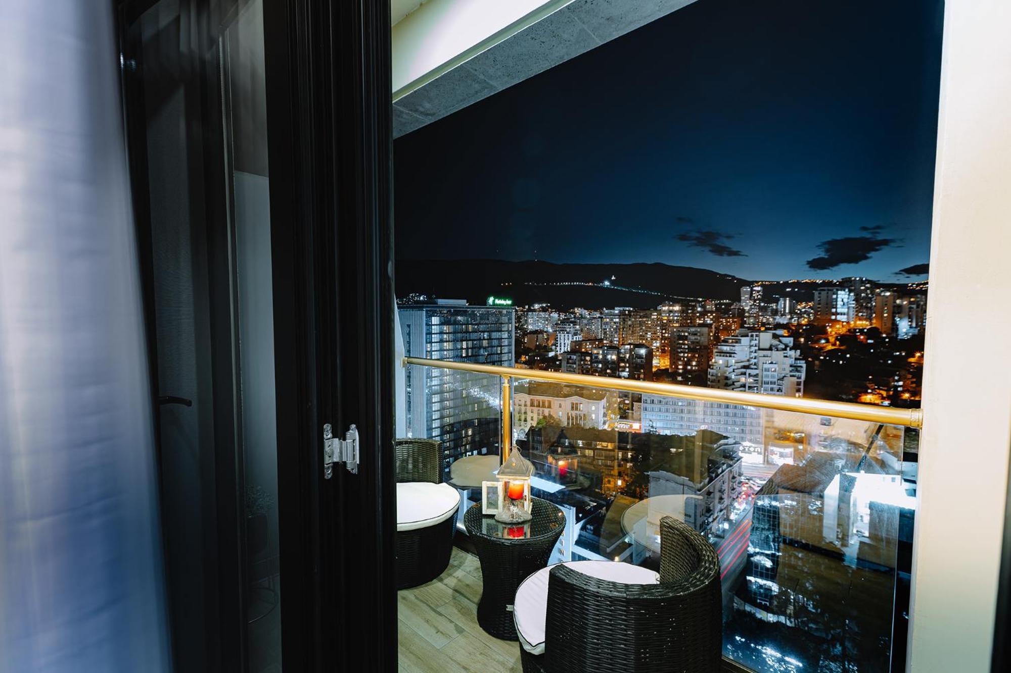 Hotel Sky Station تبليسي المظهر الخارجي الصورة
