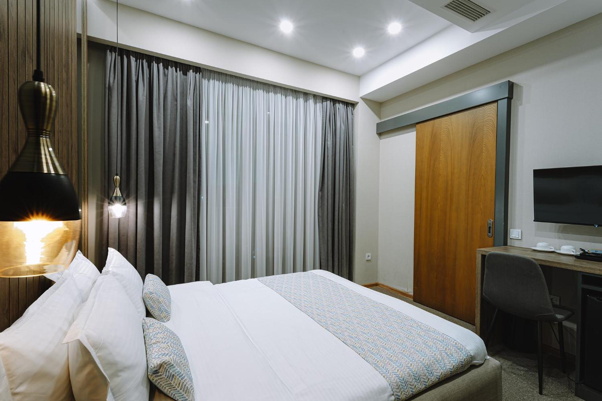 Hotel Sky Station تبليسي المظهر الخارجي الصورة