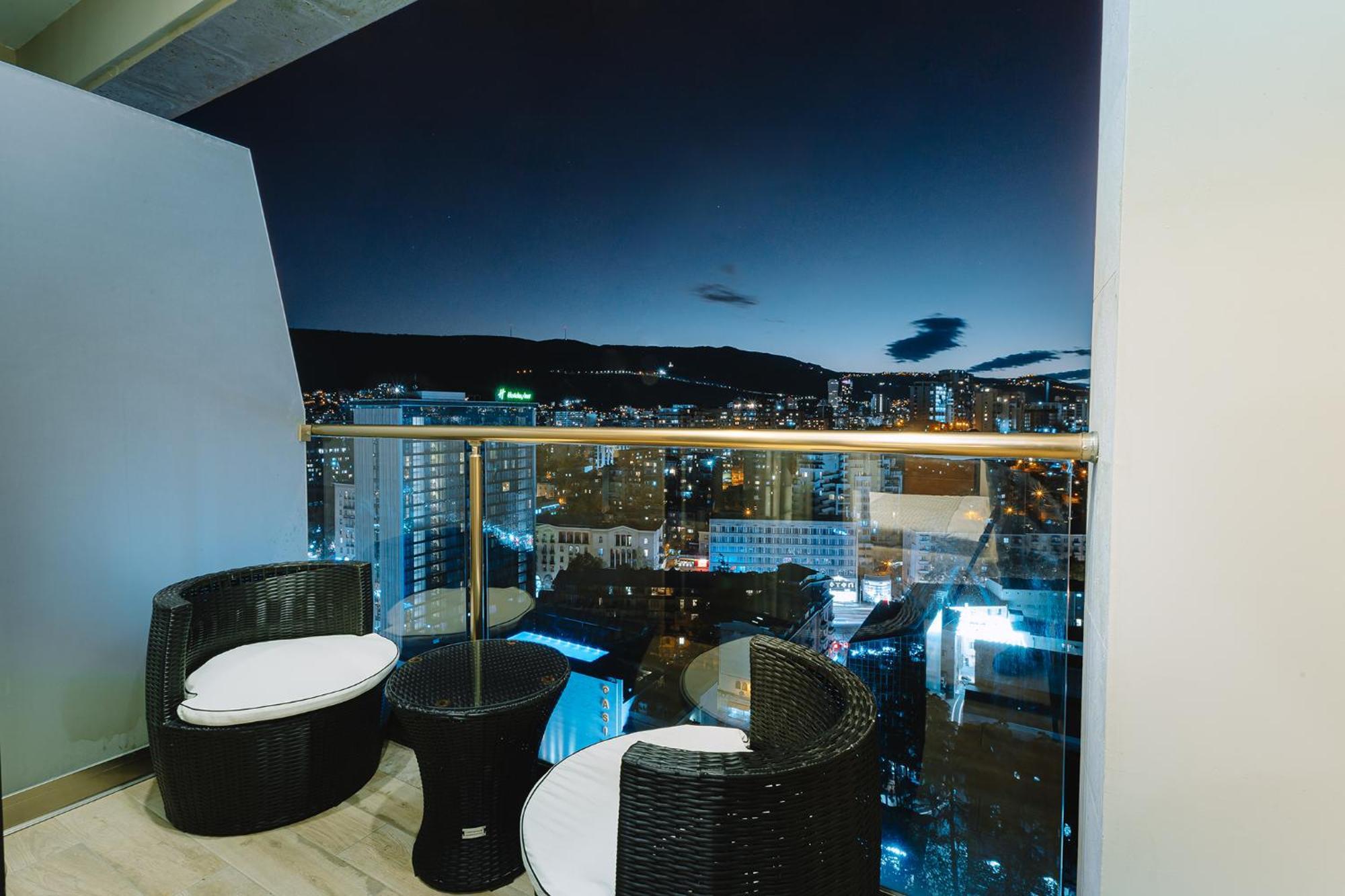 Hotel Sky Station تبليسي المظهر الخارجي الصورة